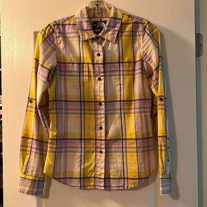 The North Face Button Down Shirt Like New